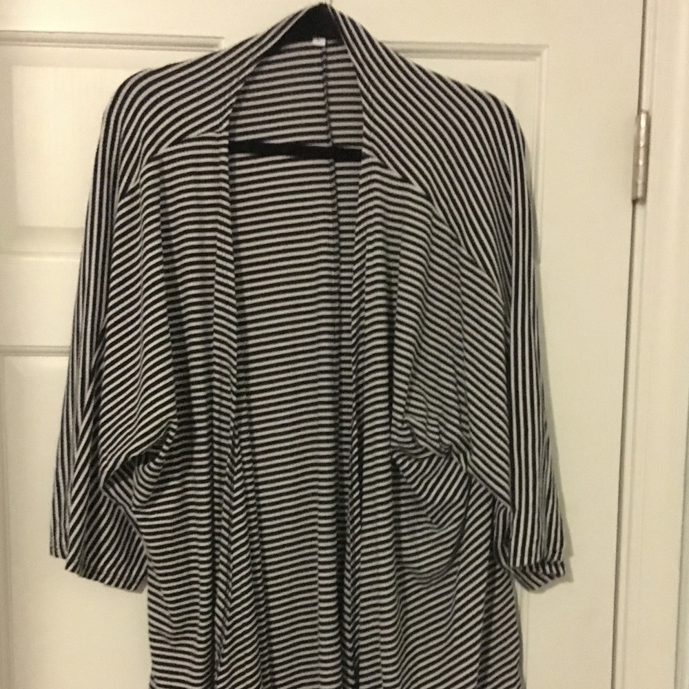 LuLaRoe Lindsay Cardigan black and white striped